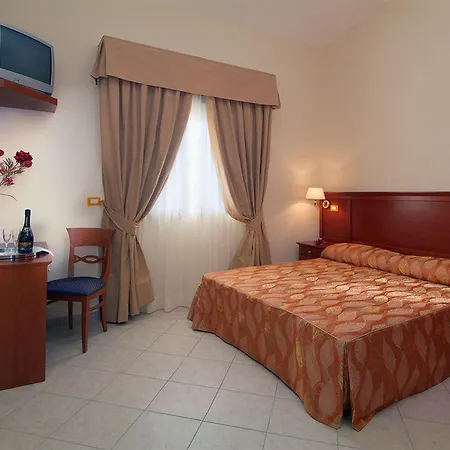 Complesso L'oasi Hotel Aranova